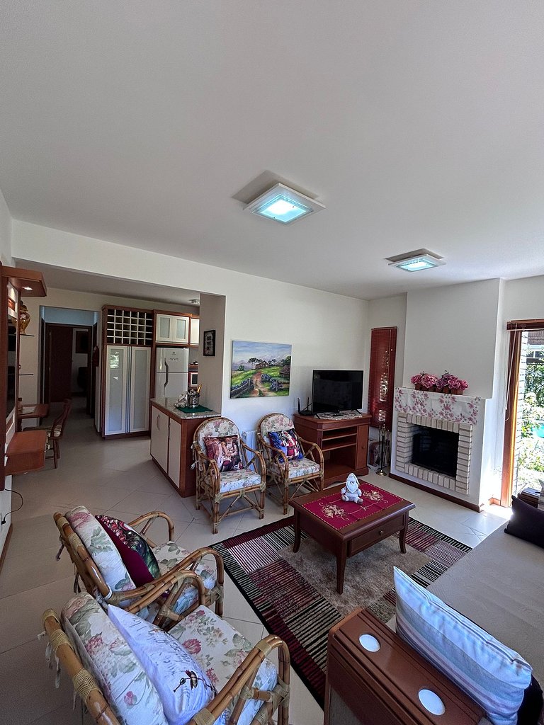 Apartamento em Condomínio By Cia da Temporada