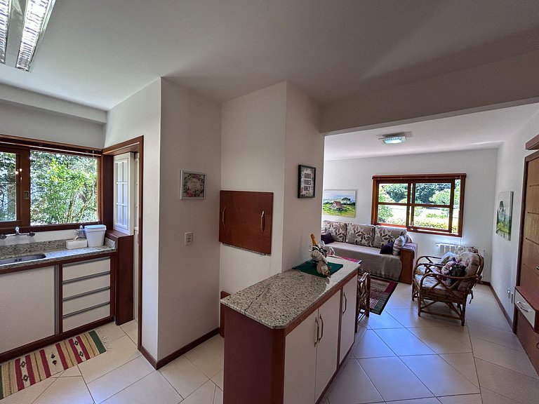 Apartamento em Condomínio By Cia da Temporada