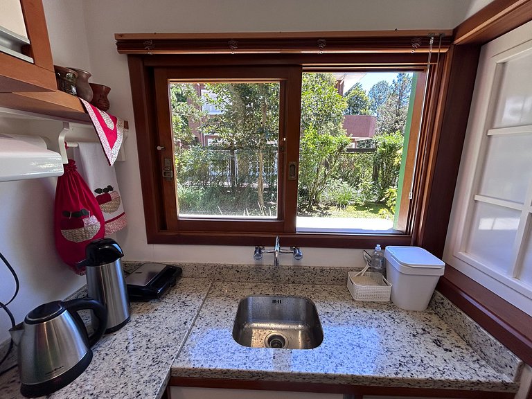 Apartamento em Condomínio By Cia da Temporada