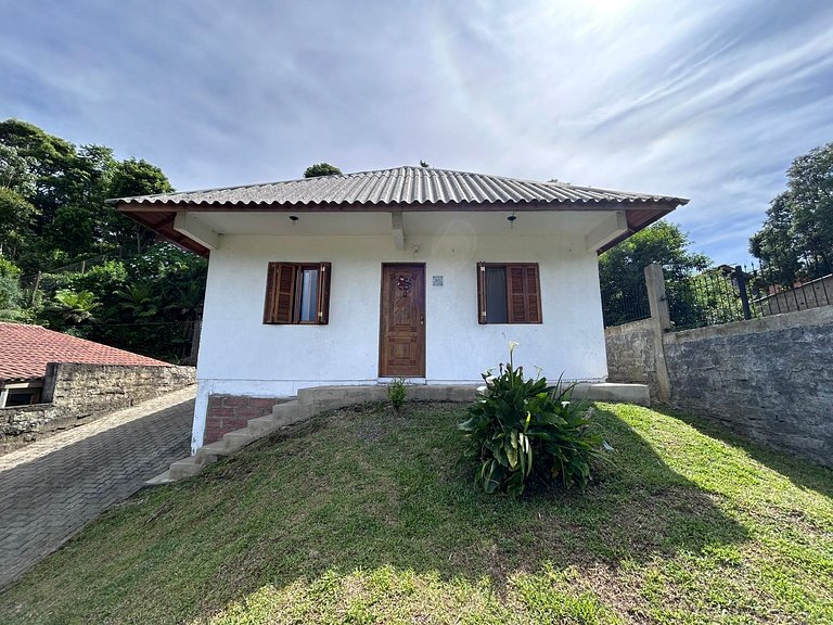 Casa Completa para 6 Pessoas em Canela