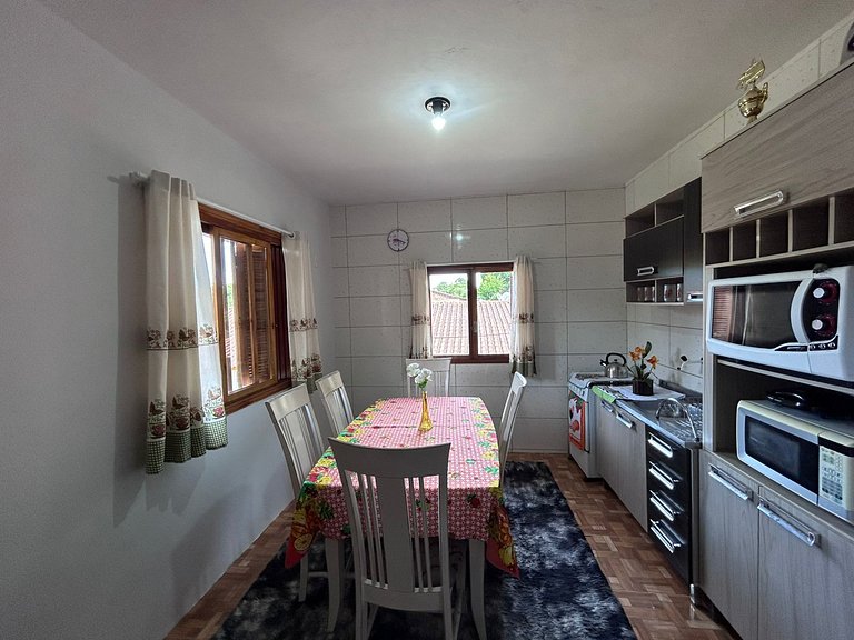 Casa Completa para 6 Pessoas em Canela