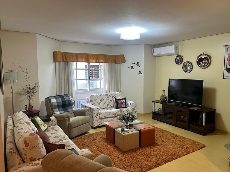 Ape Centro Gramado 6 Pax 2 Suites Prox Rua Torta