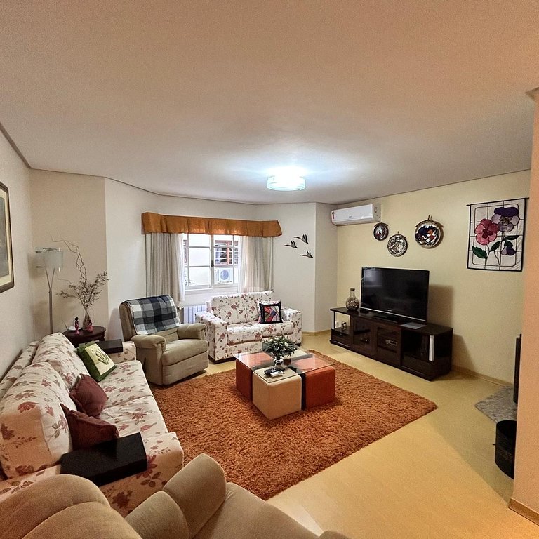 Ape Centro Gramado 6 Pax 2 Suites Prox Rua Torta